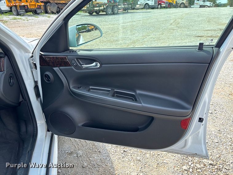 image for item DZ4610 2016 Chevrolet  Impala Limited 