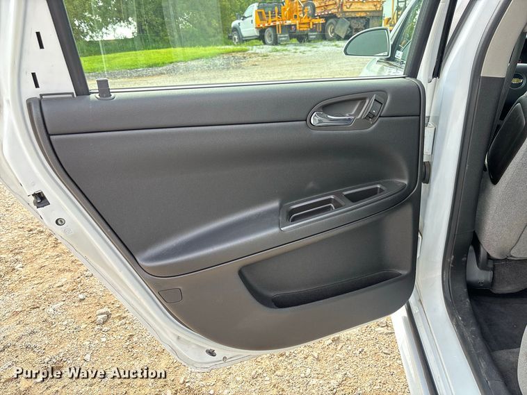 image for item DZ4610 2016 Chevrolet  Impala Limited 