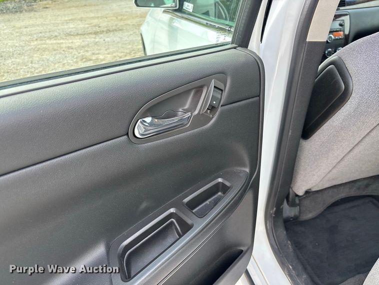 image for item DZ4610 2016 Chevrolet  Impala Limited 