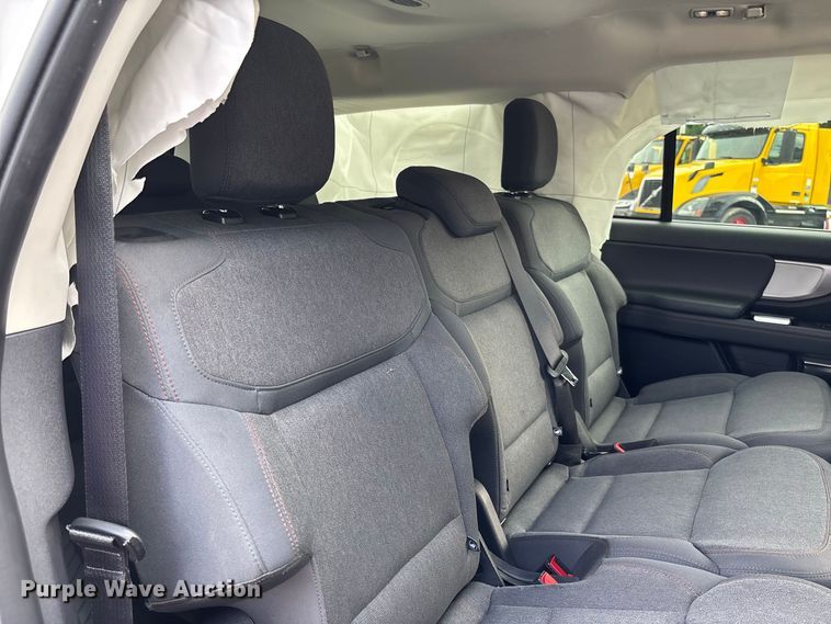image for item DZ4611 2025 Ford Expedition Max Active SUV