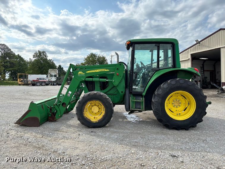 image for item DZ4612 2009 John Deere 6430 MFWD tractor