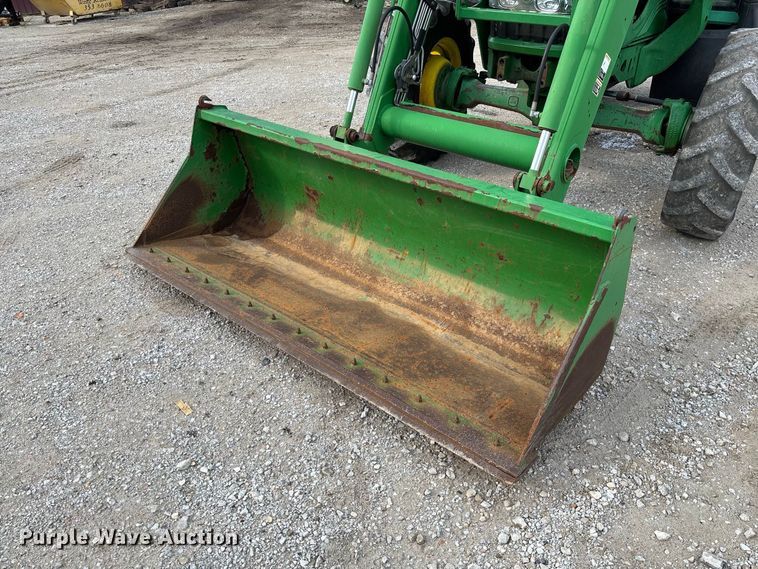 image for item DZ4612 2009 John Deere 6430 MFWD tractor