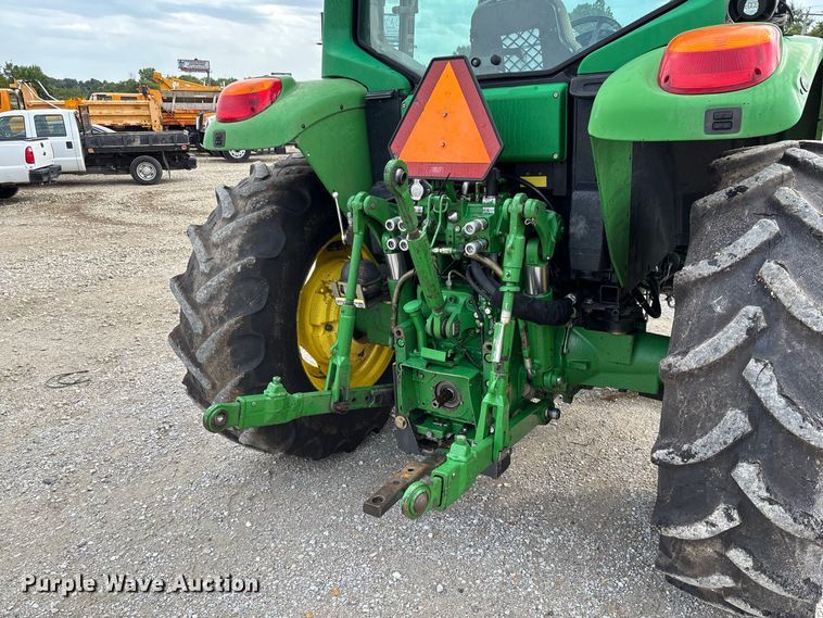 image for item DZ4612 2009 John Deere 6430 MFWD tractor