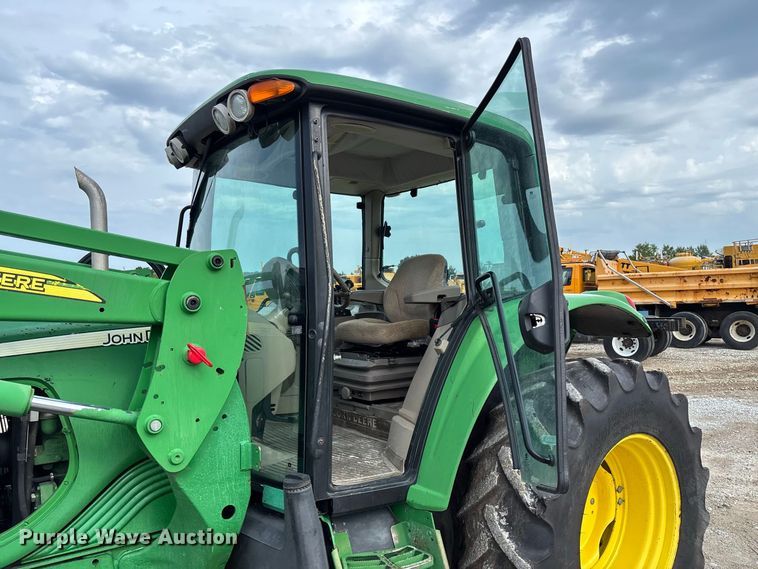 image for item DZ4612 2009 John Deere 6430 MFWD tractor