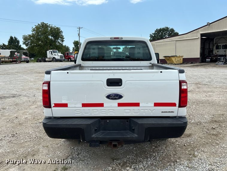 image for item DZ4613 2015 Ford  F250 Super Duty XL Ext. Cab pickup truck