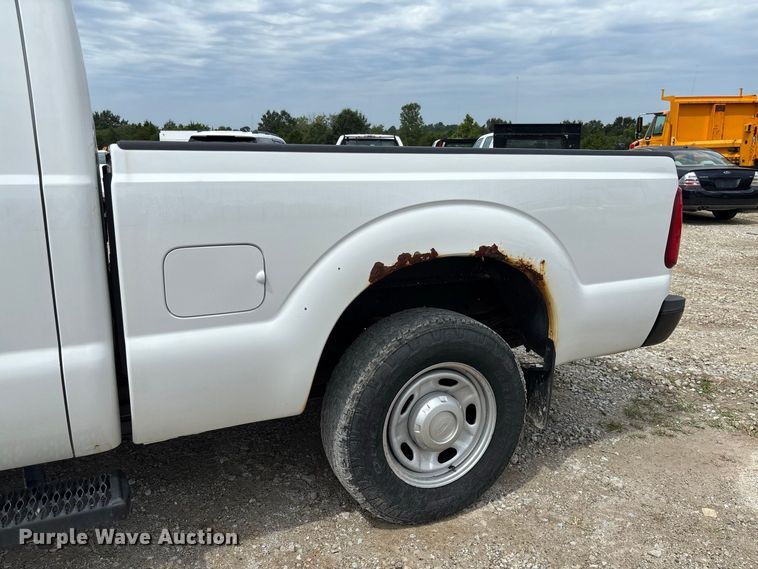 image for item DZ4613 2015 Ford  F250 Super Duty XL Ext. Cab pickup truck