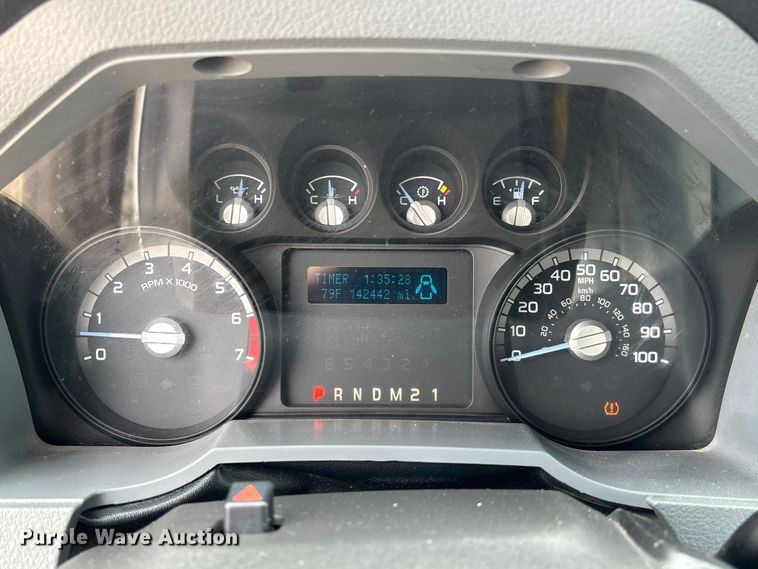 image for item DZ4613 2015 Ford  F250 Super Duty XL Ext. Cab pickup truck