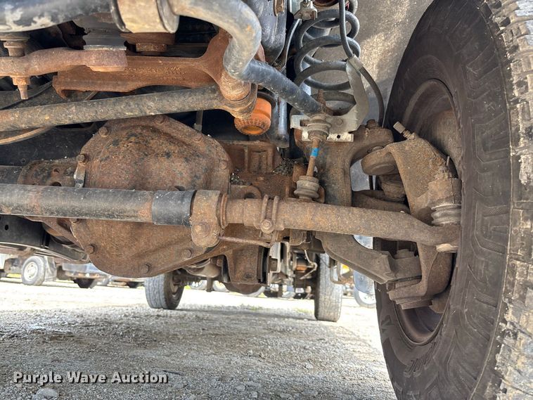 image for item DZ4613 2015 Ford  F250 Super Duty XL Ext. Cab pickup truck