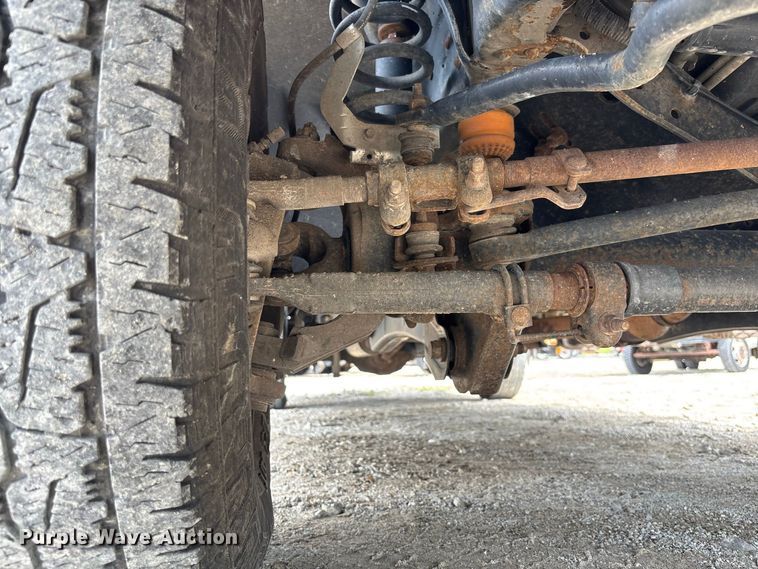 image for item DZ4613 2015 Ford  F250 Super Duty XL Ext. Cab pickup truck