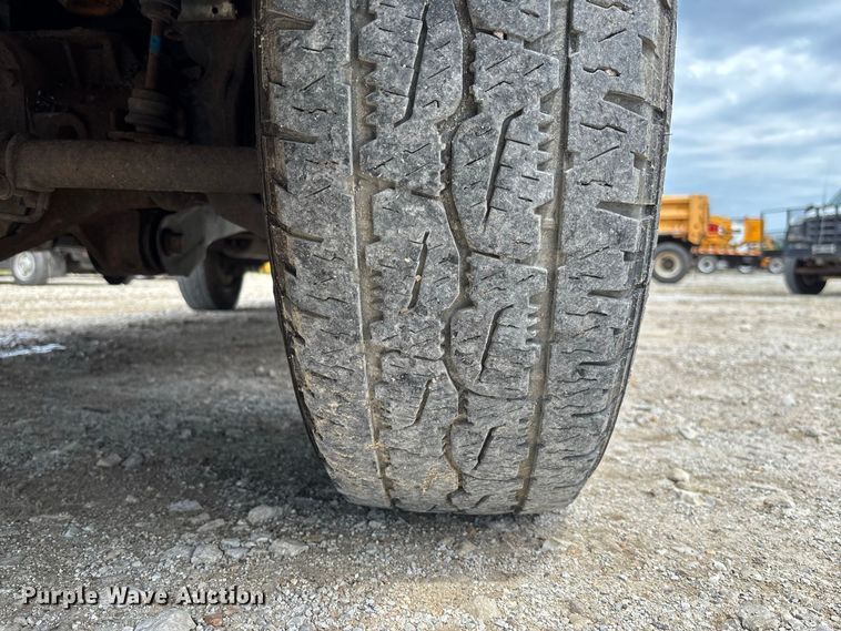 image for item DZ4613 2015 Ford  F250 Super Duty XL Ext. Cab pickup truck