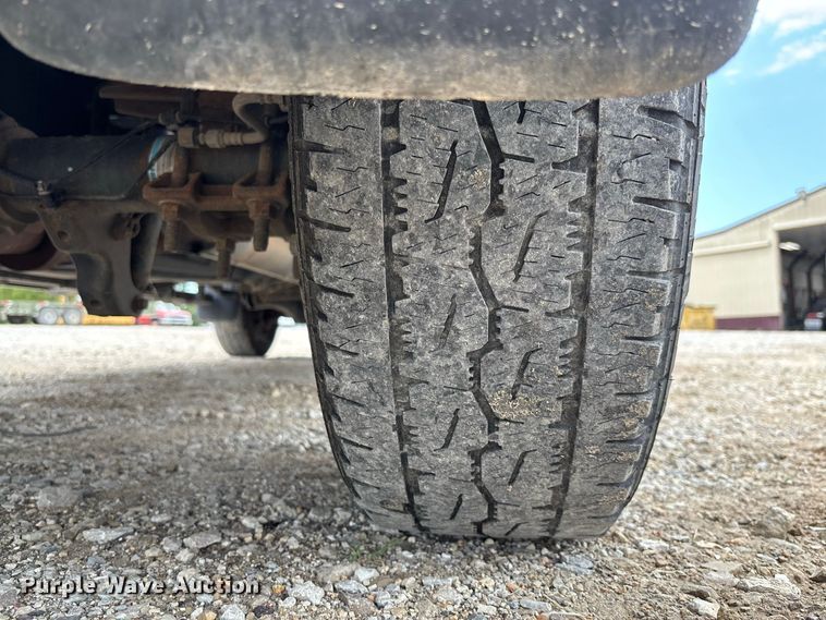 image for item DZ4613 2015 Ford  F250 Super Duty XL Ext. Cab pickup truck