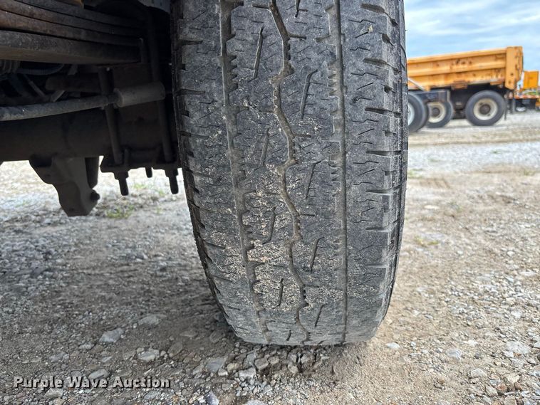 image for item DZ4613 2015 Ford  F250 Super Duty XL Ext. Cab pickup truck