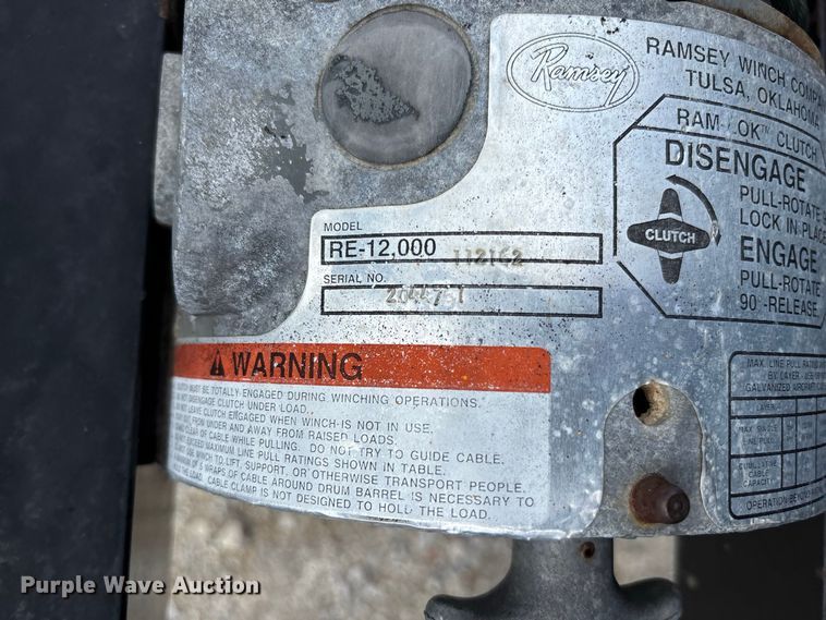 image for item DZ4614 2002 Ford  F550 Super Duty XL drilling rig truck