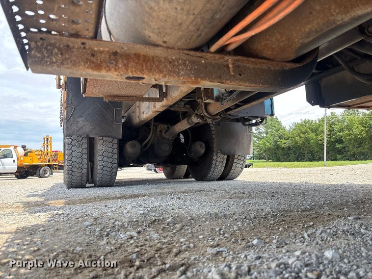 image for item DZ4615 2010 International  7500 dump truck