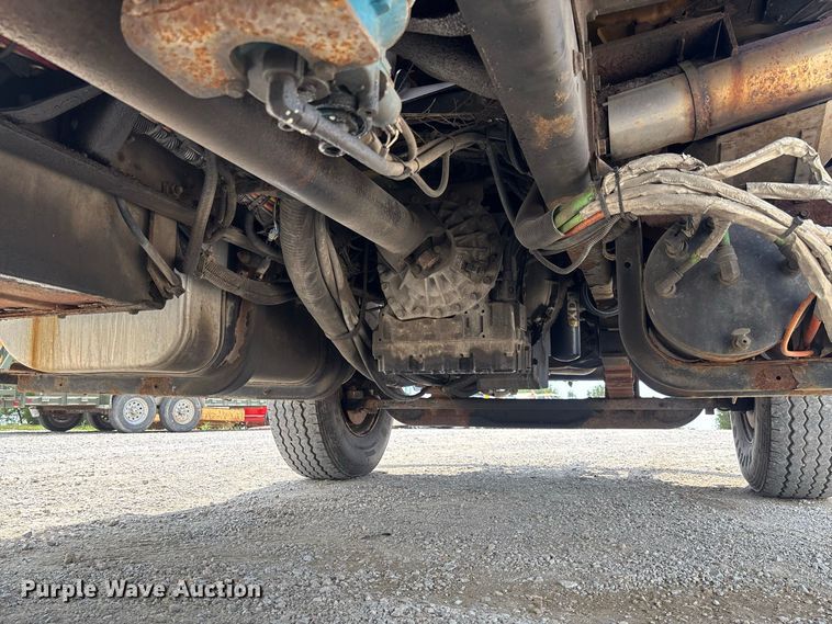 image for item DZ4615 2010 International  7500 dump truck