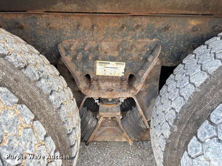 image for item DZ4615 2010 International  7500 dump truck