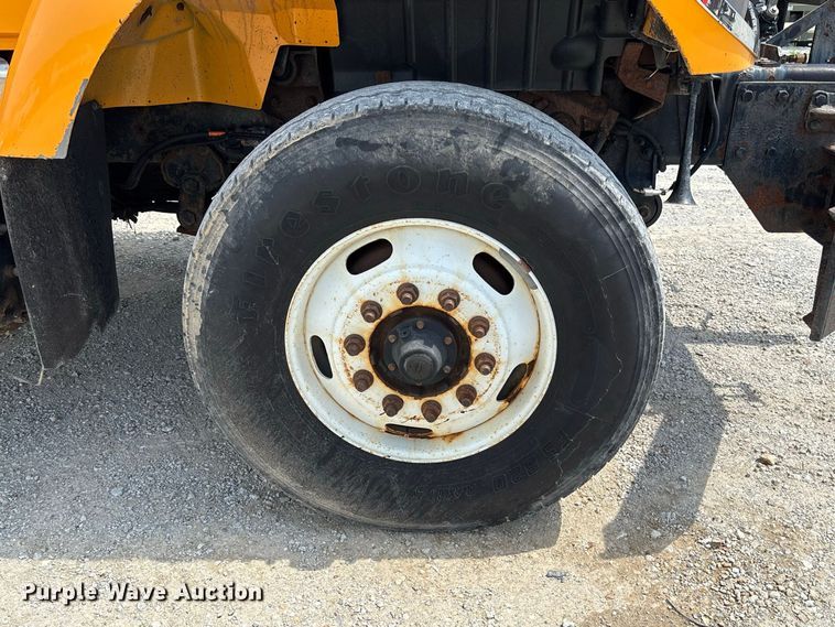 image for item DZ4615 2010 International  7500 dump truck