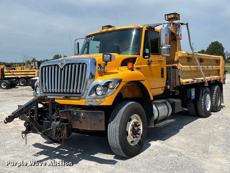 2012 International 7500 dump truck