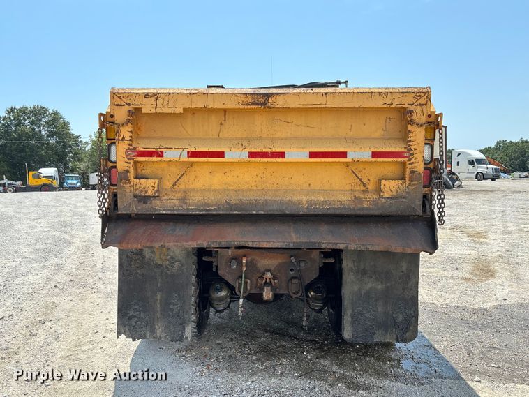image for item DZ4616 2012 International  7500 dump truck