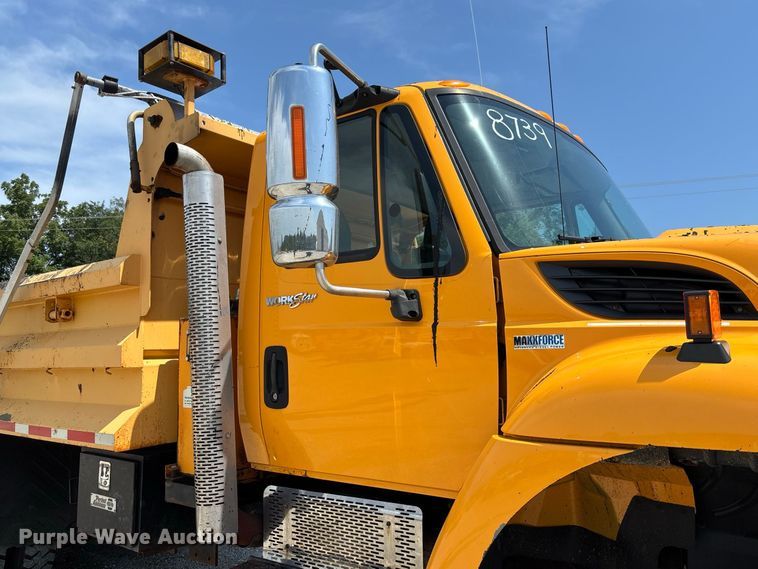 image for item DZ4616 2012 International  7500 dump truck