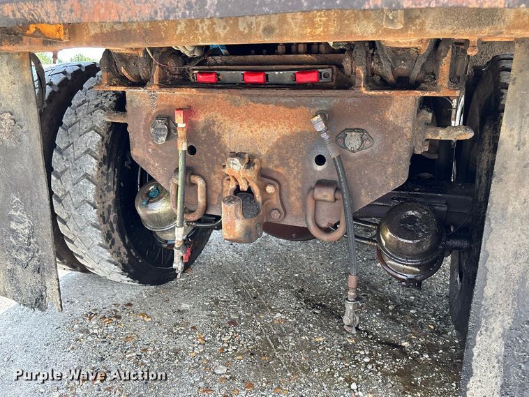 image for item DZ4616 2012 International  7500 dump truck