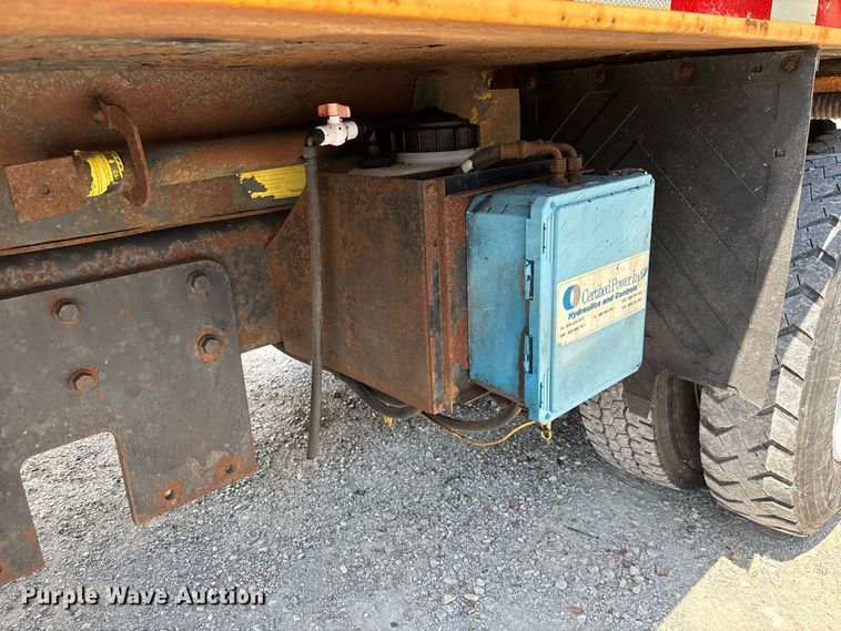 image for item DZ4616 2012 International  7500 dump truck