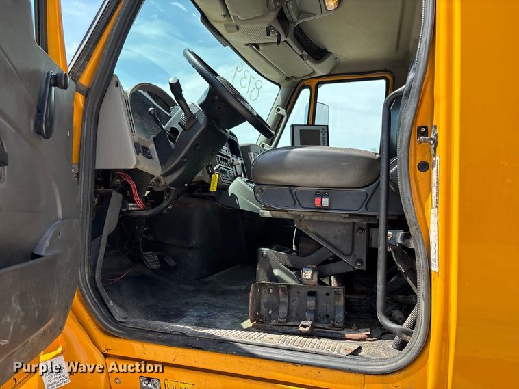 image for item DZ4616 2012 International  7500 dump truck