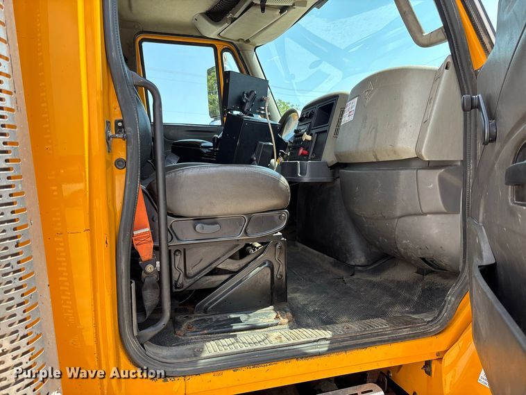 image for item DZ4616 2012 International  7500 dump truck