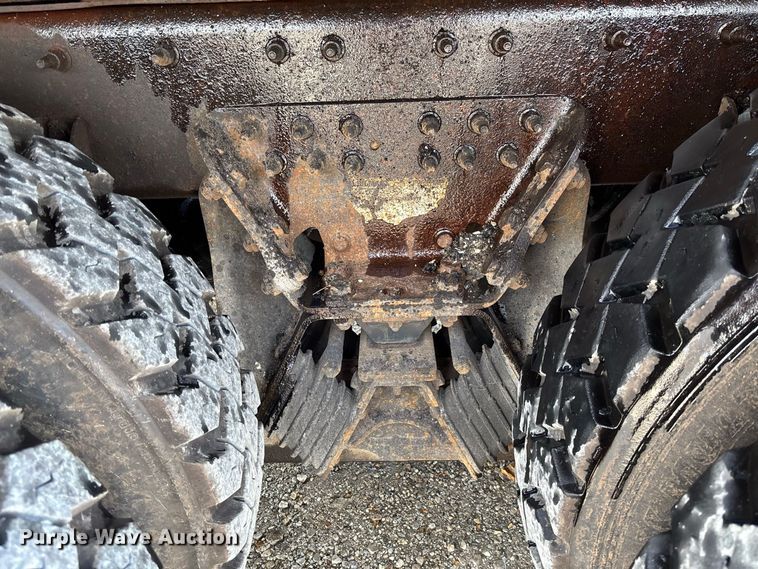 image for item DZ4616 2012 International  7500 dump truck