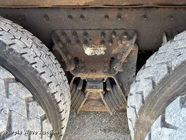 image for item DZ4616 2012 International  7500 dump truck