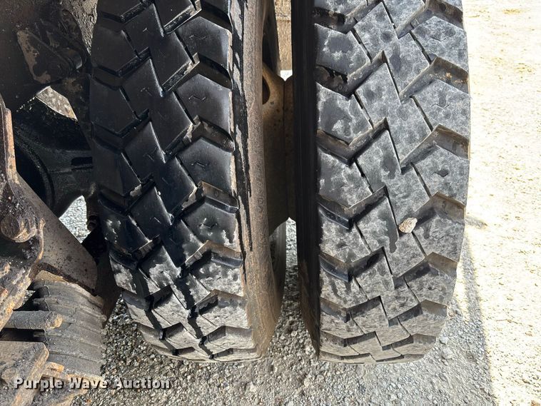 image for item DZ4616 2012 International  7500 dump truck