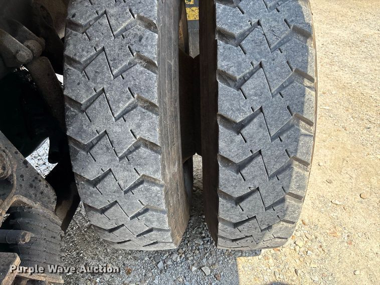 image for item DZ4616 2012 International  7500 dump truck