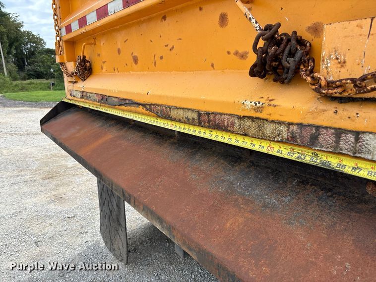 image for item DZ4617 2010 International  7400 dump truck