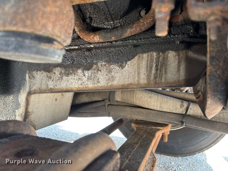 image for item DZ4618 2010 International  7400 dump truck