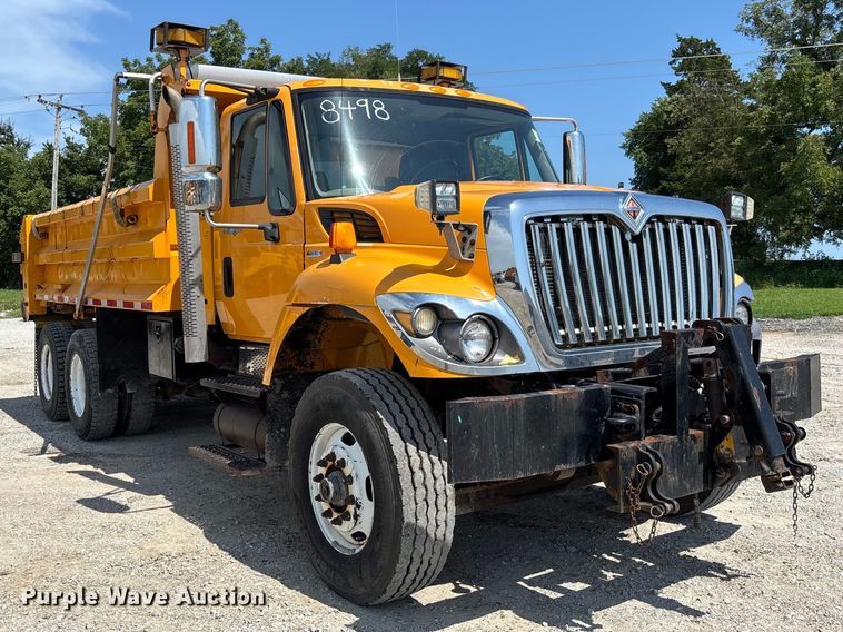 image for item DZ4619 2011 International  7400 dump truck