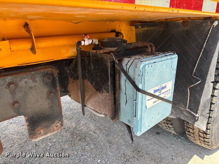 image for item DZ4619 2011 International  7400 dump truck