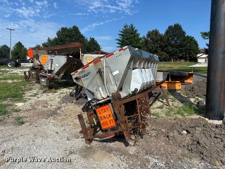 image for item DZ4621 Truck attachments