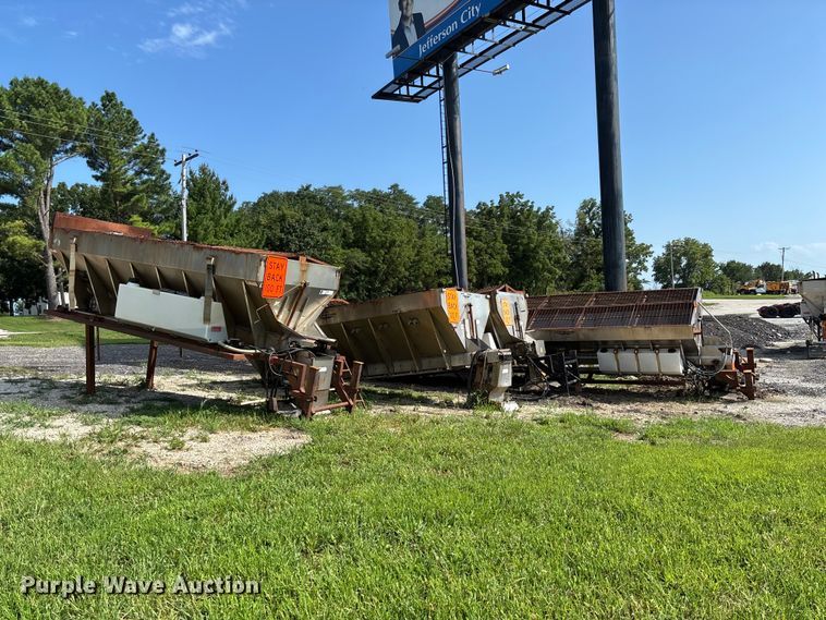 image for item DZ4621 Truck attachments