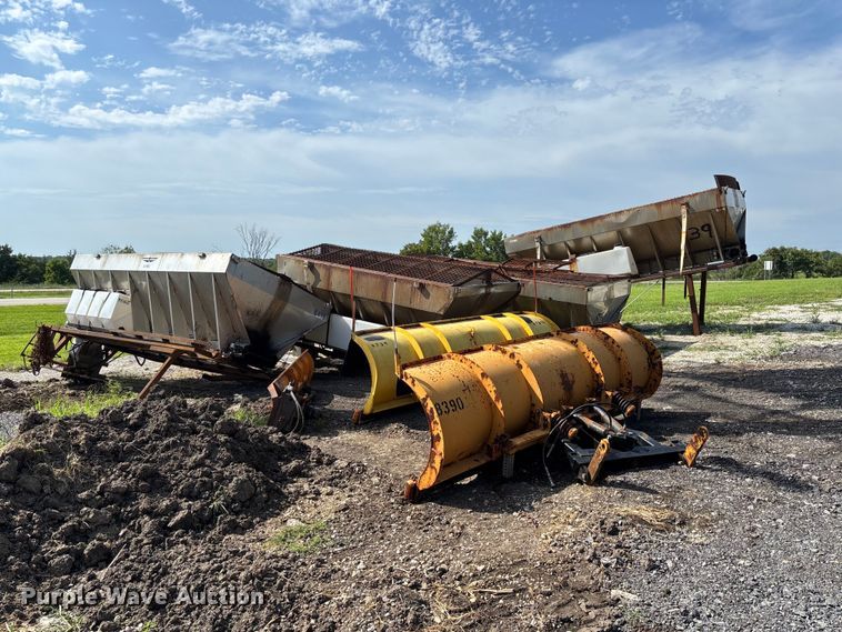 image for item DZ4621 Truck attachments