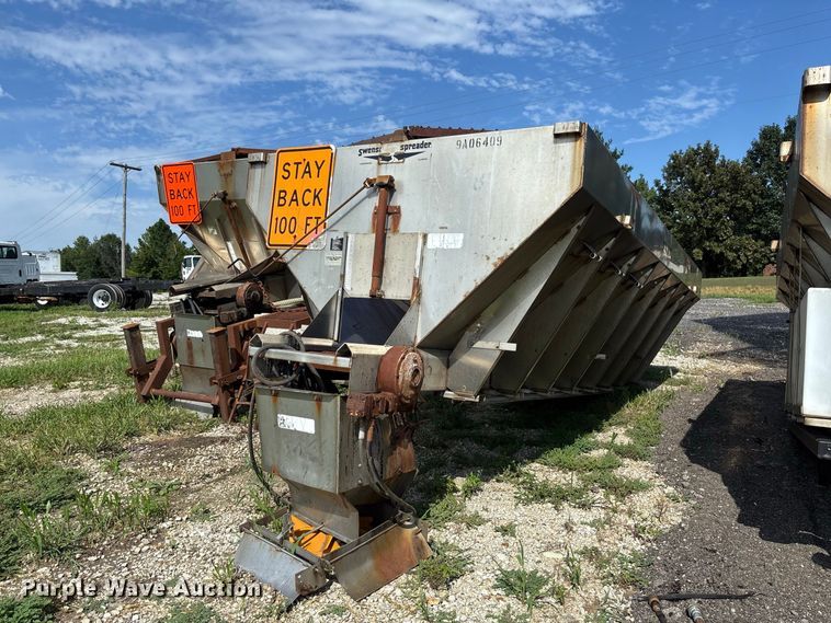 image for item DZ4621 Truck attachments