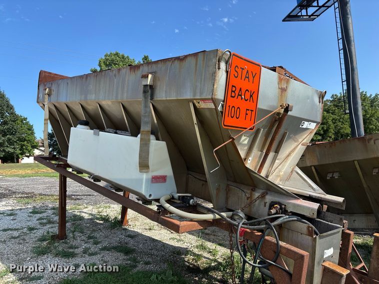image for item DZ4621 Truck attachments