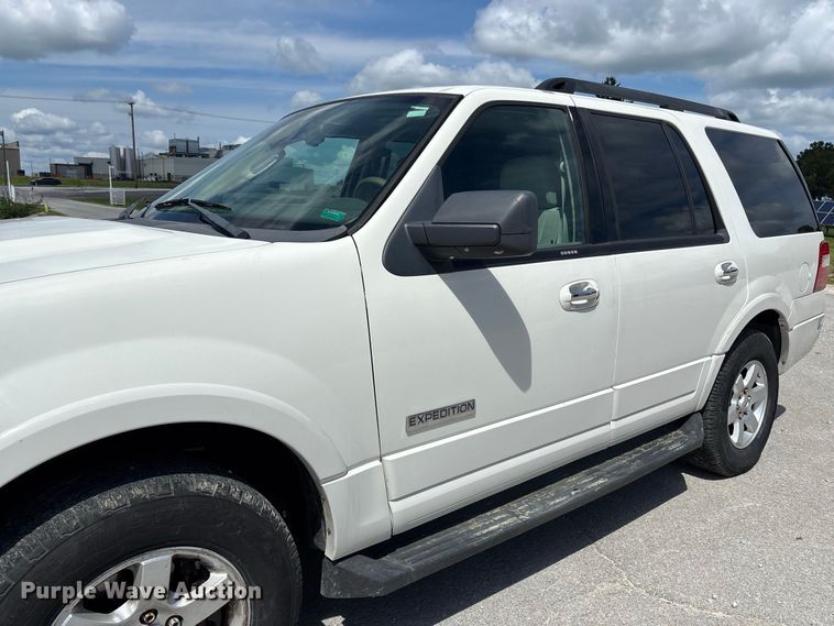 image for item DZ4623 2008 Ford Expedition XLT SUV