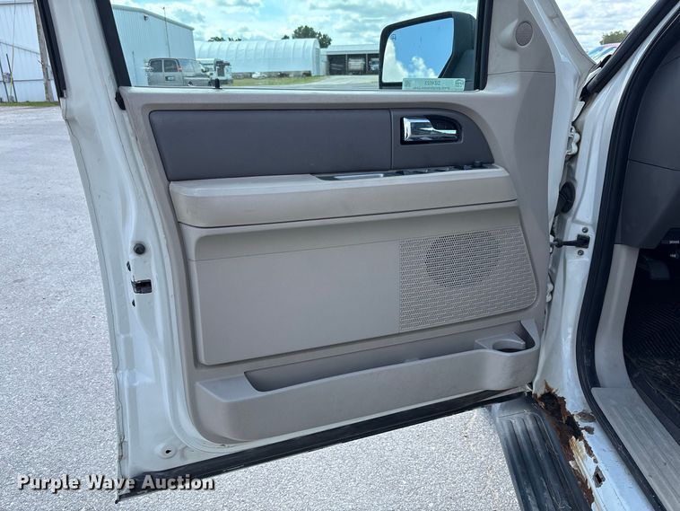 image for item DZ4623 2008 Ford Expedition XLT SUV
