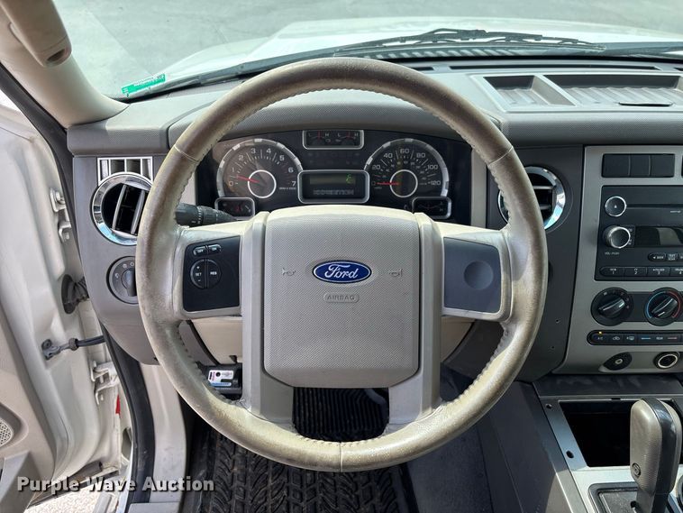 image for item DZ4623 2008 Ford Expedition XLT SUV