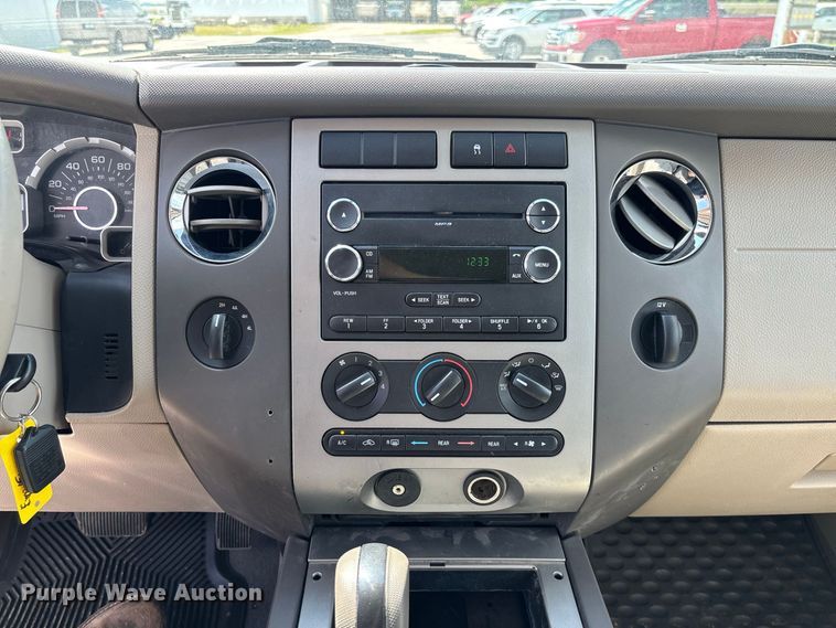 image for item DZ4623 2008 Ford Expedition XLT SUV