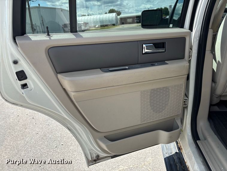 image for item DZ4623 2008 Ford Expedition XLT SUV