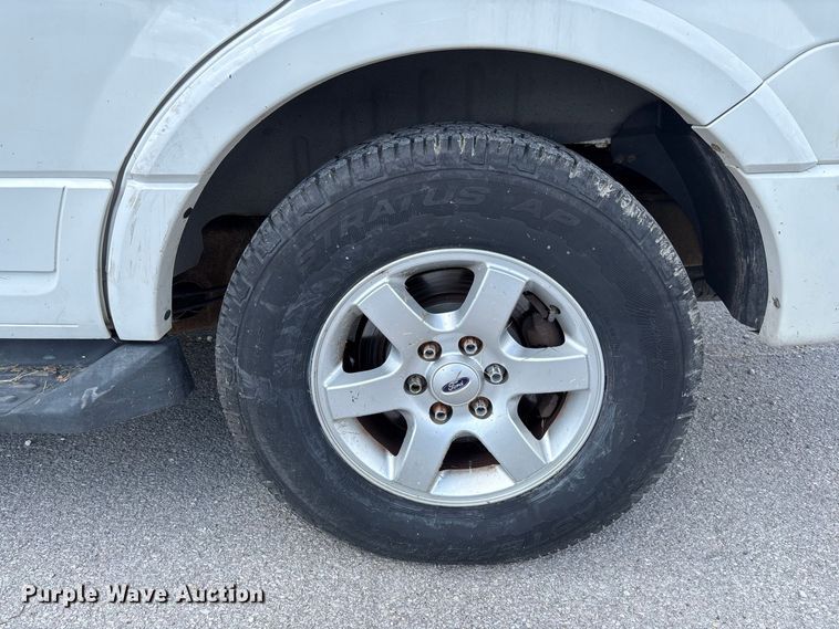 image for item DZ4623 2008 Ford Expedition XLT SUV
