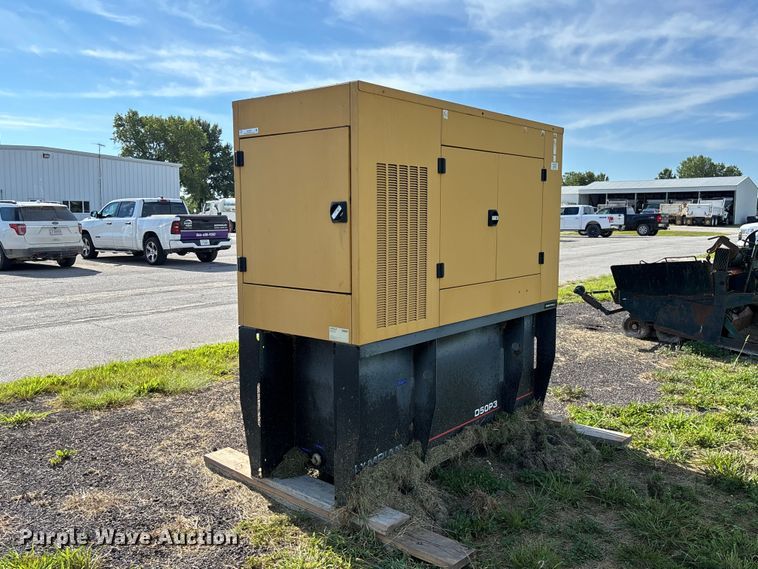 image for item DZ4624 2003 Olympian D50P3 generator