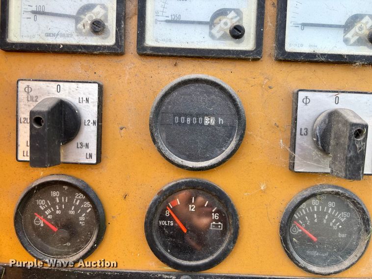 image for item DZ4624 2003 Olympian D50P3 generator