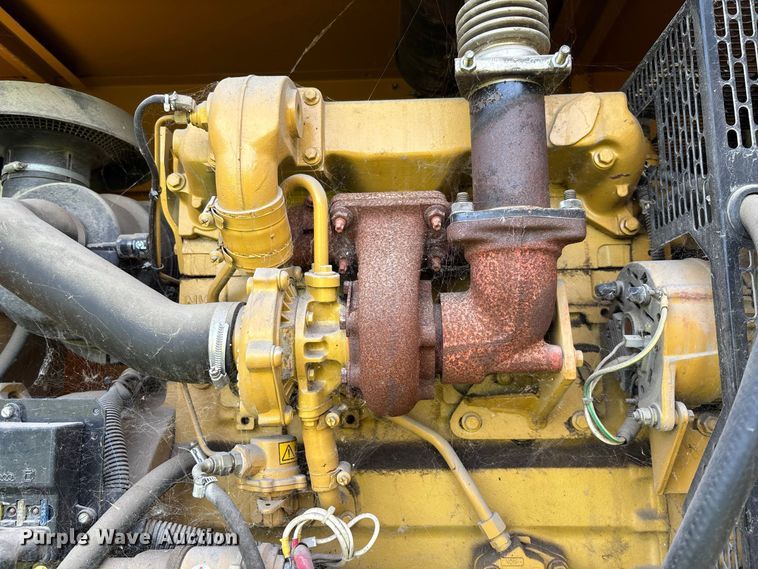 image for item DZ4624 2003 Olympian D50P3 generator